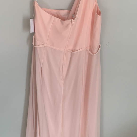 David’s Bridal Chiffon One-Shoulder Bridesmaid Dress Petal color - Picture 3 of 6